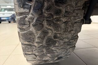 Nissan Navara vaihtoauto