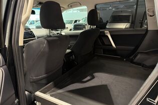 Toyota Land Cruiser vaihtoauto