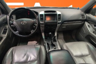 Toyota Land Cruiser vaihtoauto