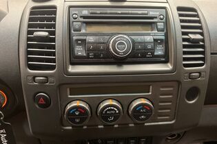 Nissan Navara vaihtoauto