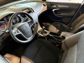 Opel Insignia vaihtoauto