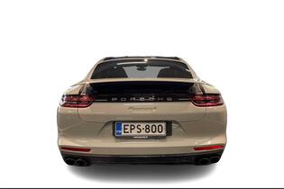 Porsche Panamera vaihtoauto