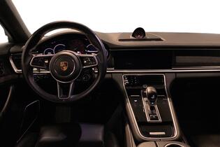 Porsche Panamera vaihtoauto