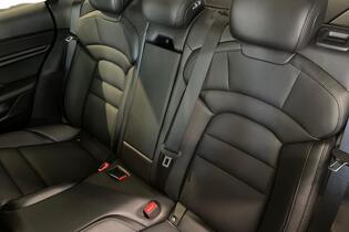 Porsche Taycan vaihtoauto