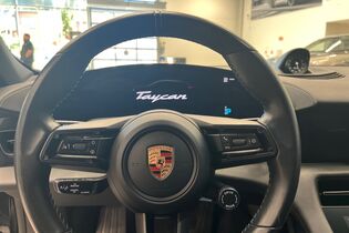 Porsche Taycan vaihtoauto