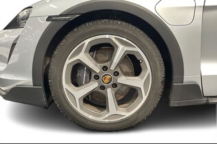 Porsche Taycan vaihtoauto