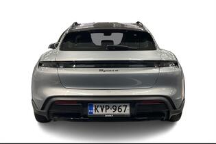 Porsche Taycan vaihtoauto