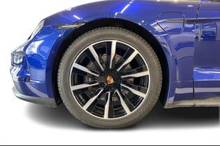 Porsche Taycan vaihtoauto