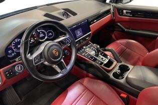 Porsche Cayenne vaihtoauto