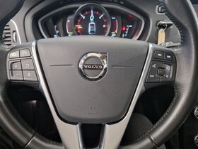 Volvo V40 Cross Country vaihtoauto