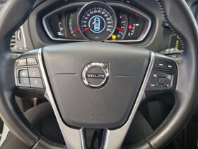 Volvo V40 Cross Country vaihtoauto