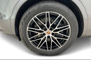 Porsche Cayenne vaihtoauto