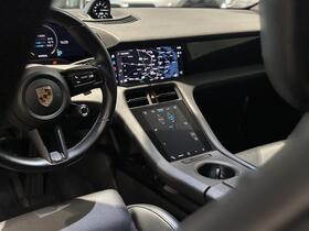 Porsche Taycan vaihtoauto