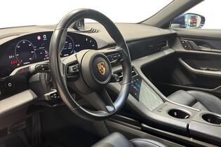 Porsche Taycan vaihtoauto