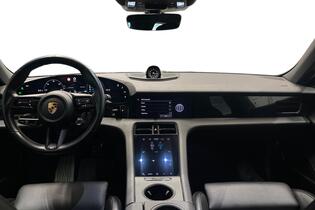 Porsche Taycan vaihtoauto