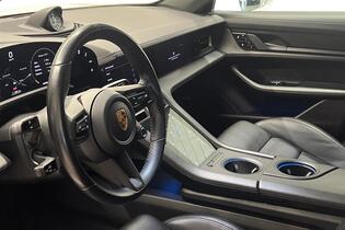 Porsche Taycan vaihtoauto