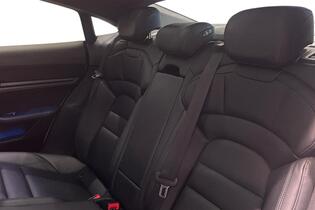 Porsche Taycan vaihtoauto