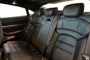 Porsche Taycan vaihtoauto