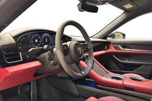 Porsche Taycan vaihtoauto