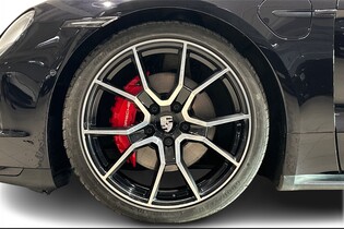 Porsche Taycan vaihtoauto