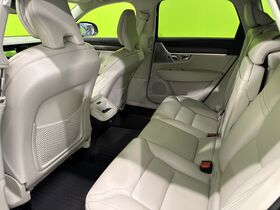 Volvo V90 Cross Country vaihtoauto