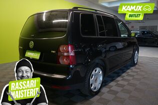 Volkswagen Touran vaihtoauto