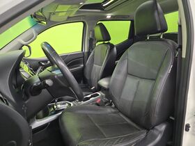 Nissan Navara vaihtoauto