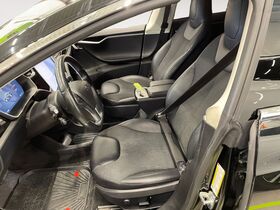 Tesla Model S vaihtoauto