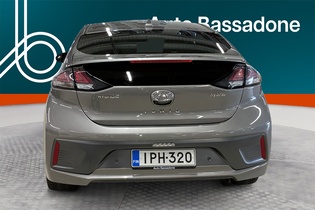 Hyundai IONIQ hybrid vaihtoauto