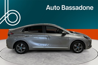 Hyundai IONIQ hybrid vaihtoauto