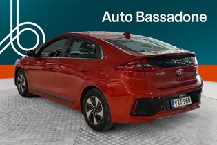 Hyundai IONIQ hybrid vaihtoauto