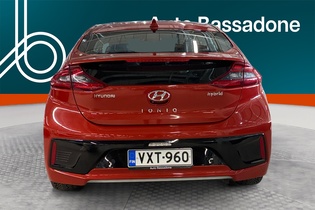 Hyundai IONIQ hybrid vaihtoauto