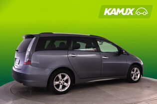 Mitsubishi Grandis vaihtoauto