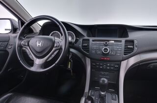 Honda Accord vaihtoauto