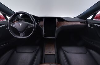 Tesla Model S vaihtoauto