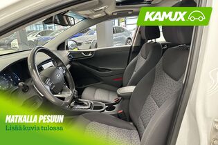 Hyundai IONIQ plug-in vaihtoauto