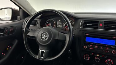 Volkswagen Jetta vaihtoauto