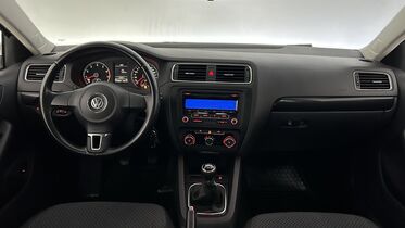 Volkswagen Jetta vaihtoauto