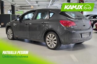 Opel Astra vaihtoauto