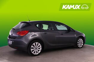 Opel Astra vaihtoauto
