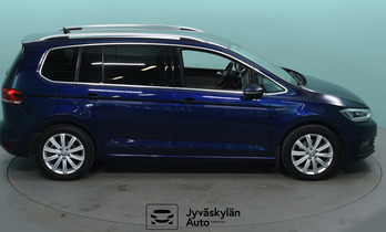 Volkswagen Touran vaihtoauto