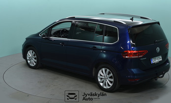 Volkswagen Touran vaihtoauto