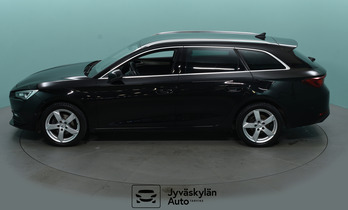 SEAT Leon Sportstourer vaihtoauto