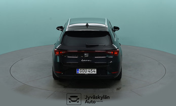 SEAT Leon Sportstourer vaihtoauto