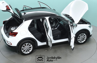 Volkswagen T-Roc vaihtoauto