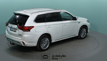 Mitsubishi Outlander PHEV vaihtoauto