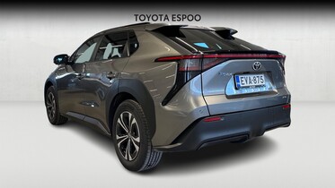 Toyota bZ4X vaihtoauto