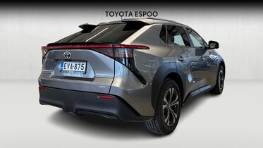 Toyota bZ4X vaihtoauto