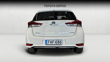 Toyota Auris vaihtoauto