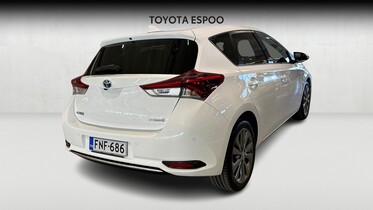 Toyota Auris vaihtoauto